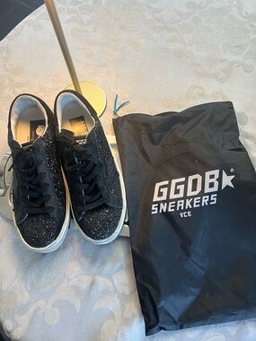 Golden Goose Sneakers